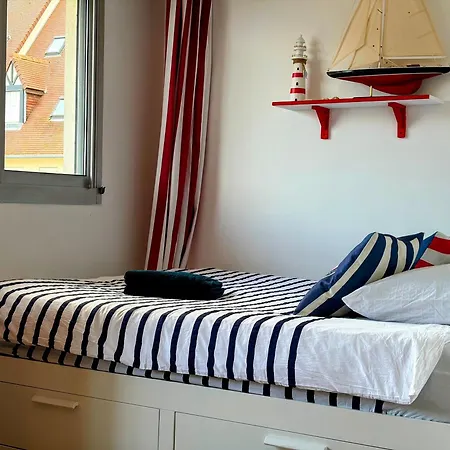 Apartment Ambiance Marine, Bel Avec Vue Mer, Balcon, Piscine Et Tennis *