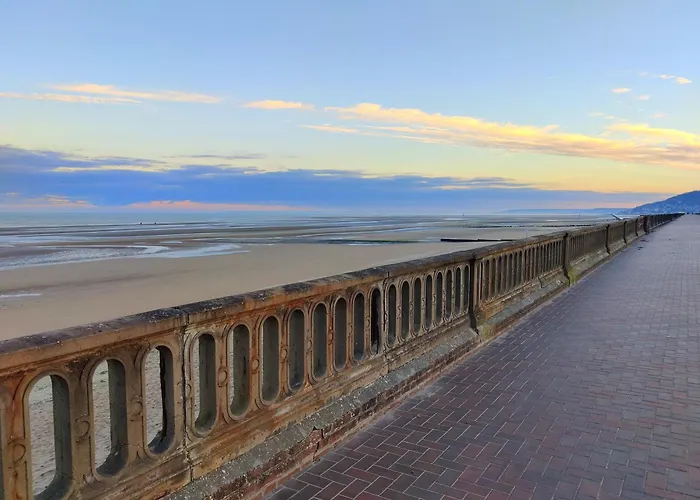 Ambiance Marine, Bel Avec Vue Mer, Balcon, Piscine Et Tennis 公寓 *